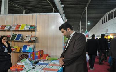 پارسال 30 نمایشگاه کتاب در کردستان برپا شد