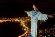 مجسمه مسیح در برزیل سفیدپوش شد +‌تصاویر