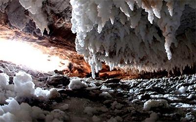 نخستین دوره آموزشی غارپیمایی ویژه بانوان در قشم برگزار می‌شود